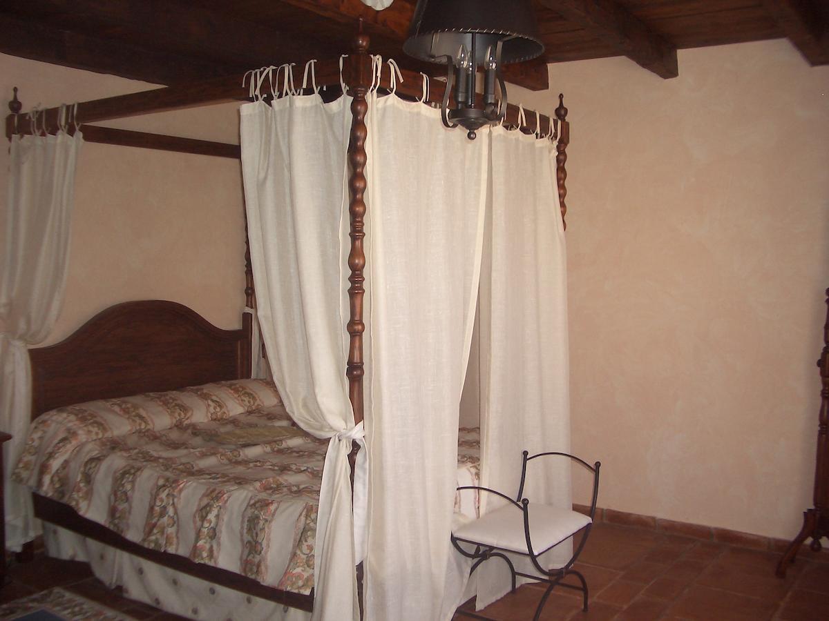 La Posada Ducal Penaranda de Duero Camera foto